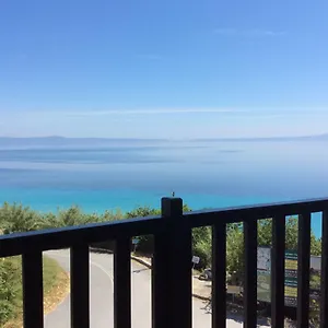 arellis.hotelschalkidiki.net/
